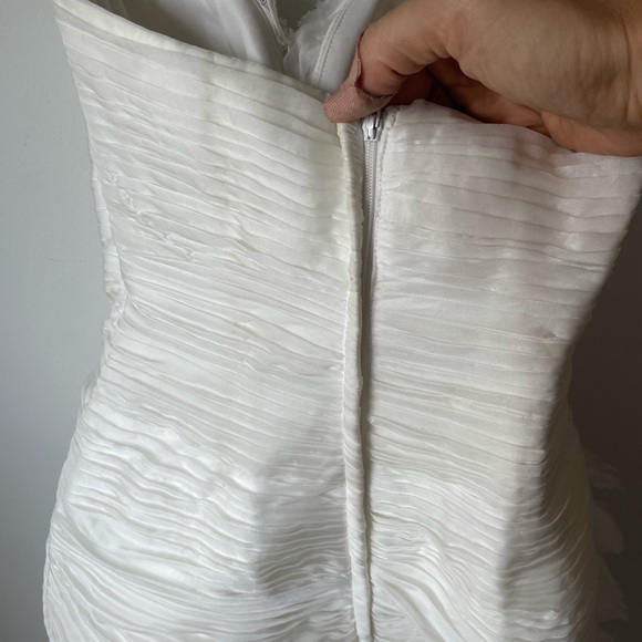 Clarisse White Ruffle Formal Body-con Homecoming Dress with Jewels Size 2 - Picture 5 of 8